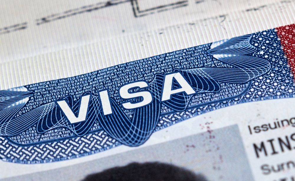 ２．高卒でアメリカ留学する場合のビザの種類と滞在期間について