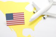 アメリカ留学に向けた格安航空券の探し方と購入方法、リスクの解説