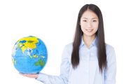 高校卒業後は海外の大学へ？【国別の特徴・必要な学力・費用の解説】
