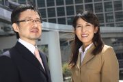 人生の頑張り世代！30代と50代の留学スタイルとは【パターン解説】