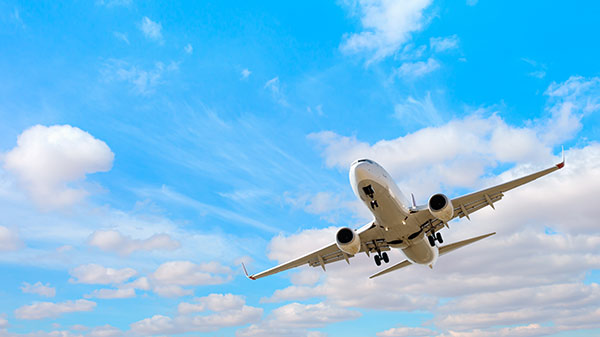 教室で個別説明会に参加